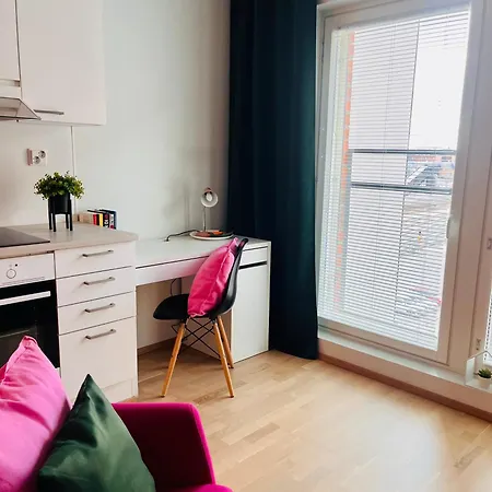 Kodikas Taeysin Kalustettu Ja Varustettu Yksioe 2-3 Hloe Logomo 1vrk-36kk * Turku